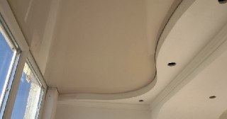Натяжной потолок на балкон Ярцево, цена 6104 руб.